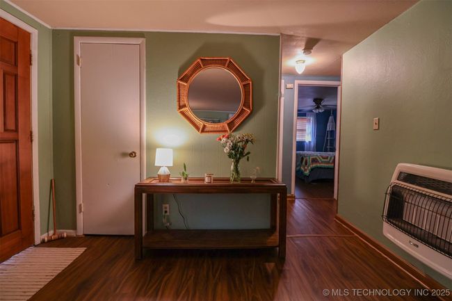 714 Maple St, House other with 2 bedrooms, 1 bathrooms and null parking in Sapulpa OK | Image 6