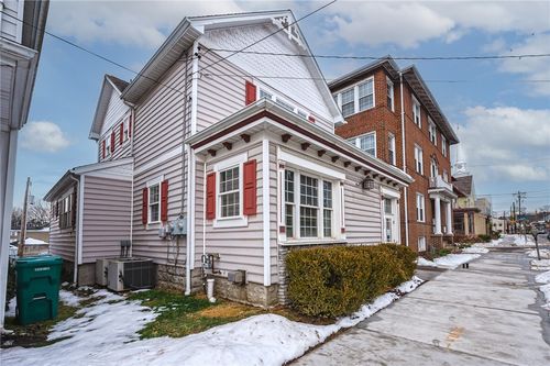 132 S 7th St, Indiana, PA, 15701-2786 | Card Image