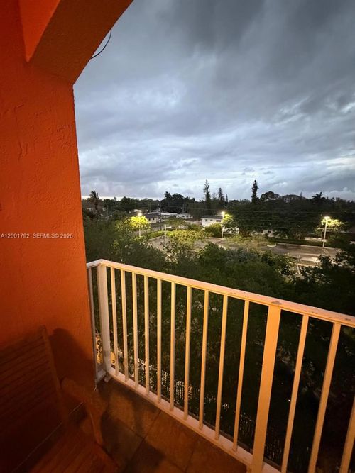 404-1300 Ne 109th St, Miami, FL, 33161-7321 | Card Image