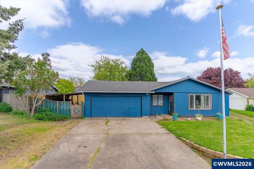 155 S 7th St, Jefferson, OR, 97352-9315 | Card Image