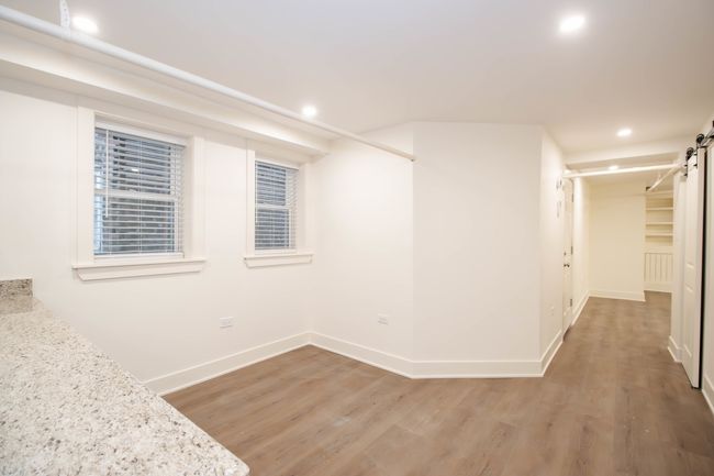 G - 1319 W Early Ave, Condo with 2 bedrooms, 1 bathrooms and null parking in CHICAGO IL | Image 10