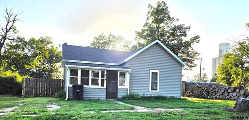 314 S Martin Avenue, Clay Center, NE, 68933 | Card Image