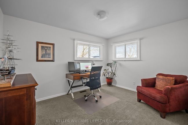 48 Union St, House other with 4 bedrooms, 2 bathrooms and 2 parking in Forest ON | Image 11