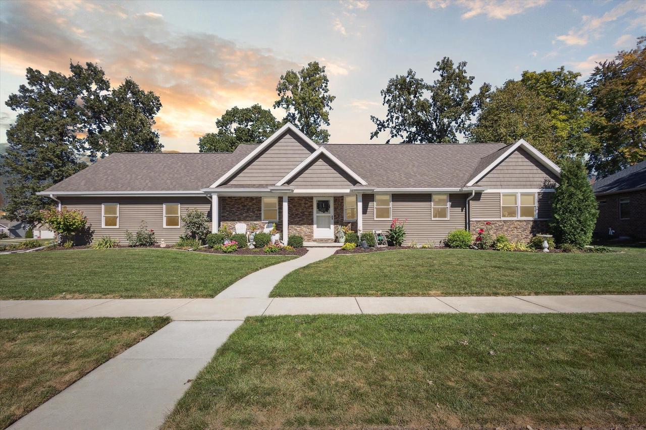 Tenmile Dr, DE Pere, WI 54115