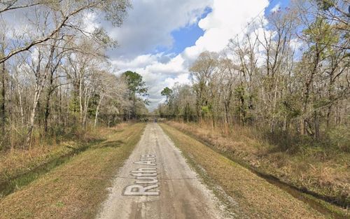10535 Ruth Ave, Hastings, FL, 32145-9573 | Card Image