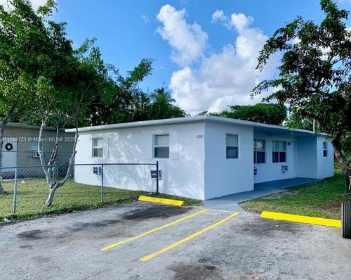 b-1709 Nw 7th St, Fort Lauderdale, FL, 33311-7824 | Card Image