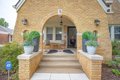 2805 Nw 21st St, Oklahoma City, OK, 73107-3111 | Card Image