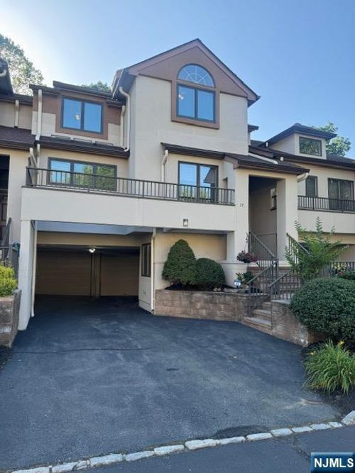 23 Schindler Ter, West Orange, NJ, 07052-1079 | Card Image