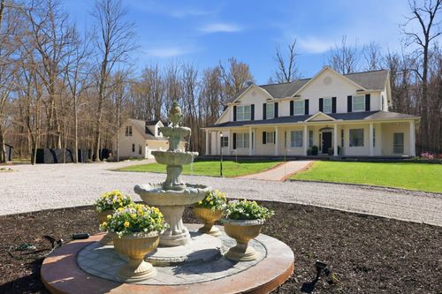 7341 Hollow Rd Sw, Pataskala, OH, 43062-8540 | Card Image