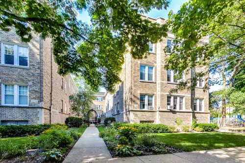 2n-719 Reba Pl, Evanston, IL, 60202-2657 | Card Image