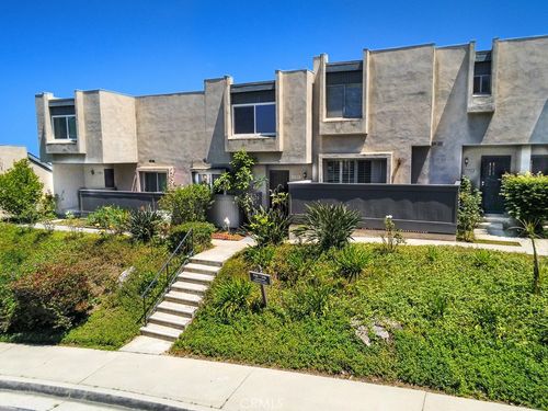 1704 Mountain Terrace Ln, Montebello, CA, 90640-2051 | Card Image