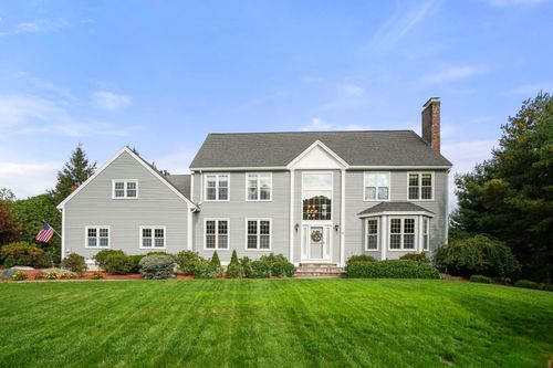 9 Fieldstone Dr, Shrewsbury, MA, 01545-5048 | Card Image