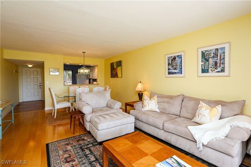 apt-207-1075 Foxfire Ln, NAPLES, FL, 34104-4950 | Card Image