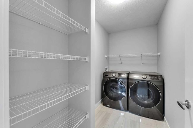 100 Red Embers Terrace Ne, House other with 5 bedrooms, 4 bathrooms and 5 parking in Calgary AB | Image 32