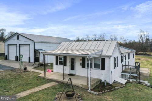 6201 Short St, MOUNT JACKSON, VA, 22842-9772 | Card Image