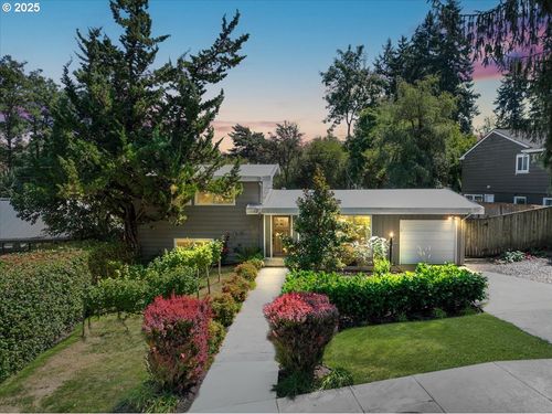 1615 Hallinan St, Lake Oswego, OR, 97034-6107 | Card Image