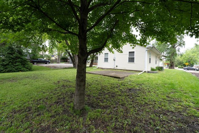 419 Vernon Ave, House other with 2 bedrooms, 2 bathrooms and 3 parking in Normal IL | Image 32