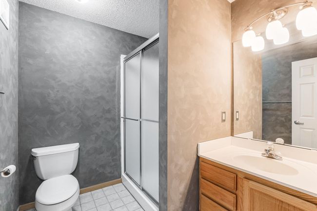 587 Crane Creek Ln, Townhouse with 3 bedrooms, 4 bathrooms and null parking in Eagan MN | Image 22