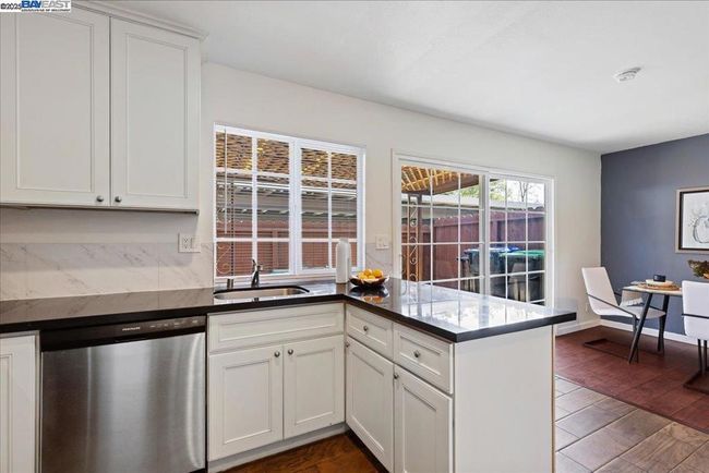 Kitchen | Image 14