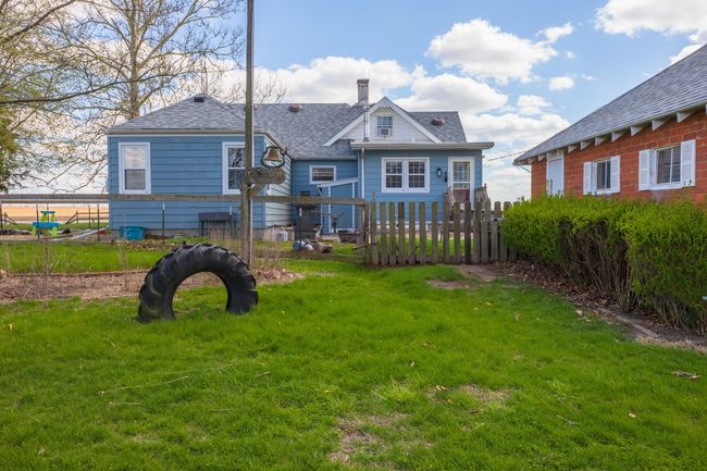 3625 N 400 East Rd, House other with 3 bedrooms, 3 bathrooms and 2 parking in Mc Lean IL | Image 40
