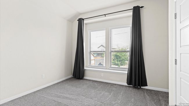 Back left bedroom to the right of the hall bath | Image 28