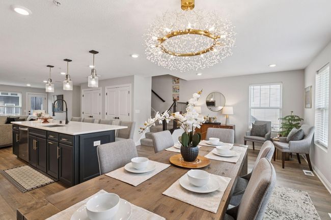 641 Village Dr, Townhouse with 4 bedrooms, 4 bathrooms and null parking in New Brighton MN | Image 19