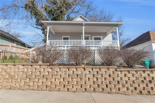 311 N Silver St, Paola, KS, 66071-1249 | Card Image