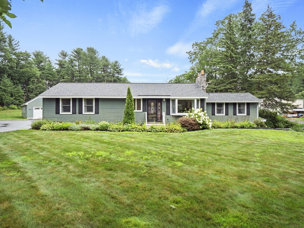 Dunstable Rd, Tyngsboro, MA 01879