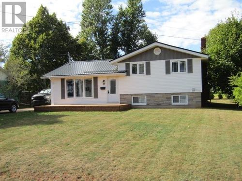 48 Lily Cres, Summerside, PE, C1N4M5 | Card Image