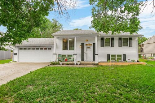 703 Seminole Dr, Independence, MO, 64056-2070 | Card Image
