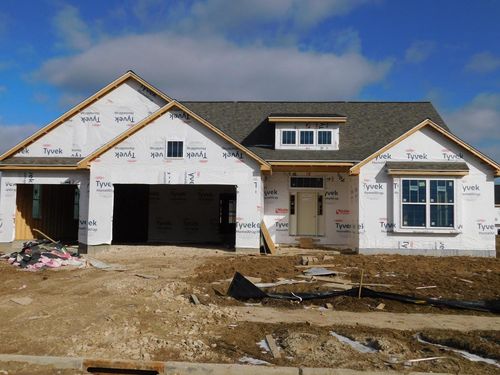 708 N Sparrow Way, Grafton, WI, 53024-1325 | Card Image