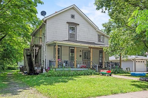 107 Groveland St, Oberlin, OH, 44074-1620 | Card Image