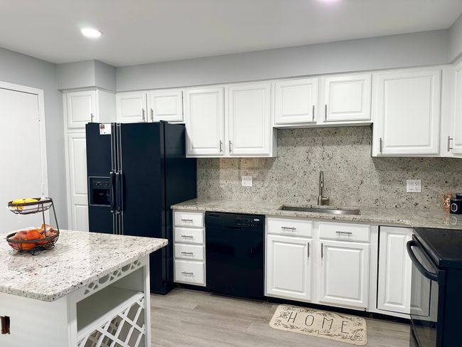 632 Tennyson, Condo with 2 bedrooms, 3 bathrooms and null parking in Rochester Hills MI | Image 9