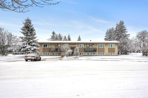 1-8-4504 56a Ave, Lloydminster, AB, T9V1A1 | Card Image