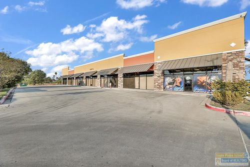 2507 S Cage Blvd, Pharr, TX, 78577-6964 | Card Image