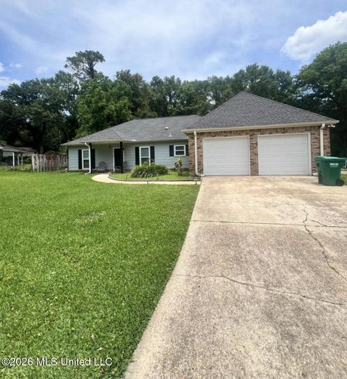 11258 Laura Ln, Gulfport, MS, 39503-3933 | Card Image