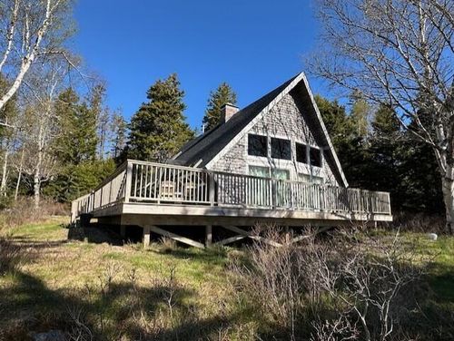 180 Red Point Road, Swans Island, ME, 04685 | Card Image