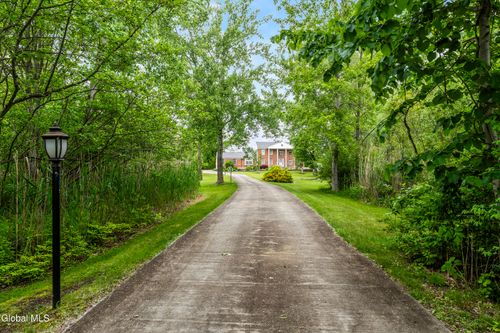 983-987983 Grooms Rd, Rexford, NY, 12148-1306 | Card Image