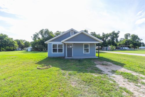 202 Greenmeadow Ln, Clyde, TX, 79510-4466 | Card Image