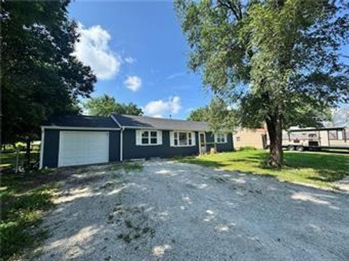 233 5th St, Adrian, MO, 64720-9216 | Card Image