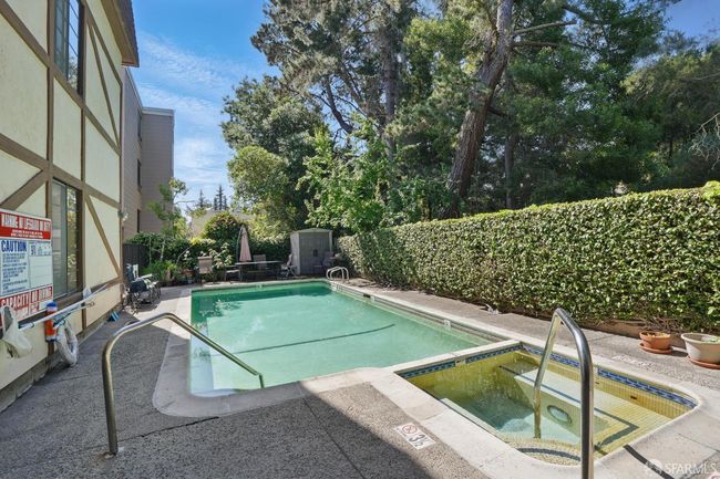 APT-104 - 735 El Camino Real, Condo with 2 bedrooms, 1 bathrooms and null parking in Burlingame CA | Image 33