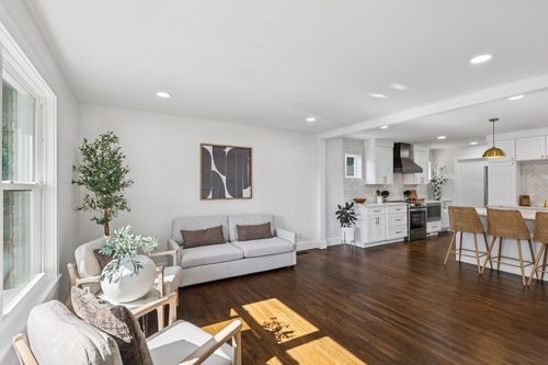 1719 Villa Pl, Nashville, TN, 37212-3028 | Card Image