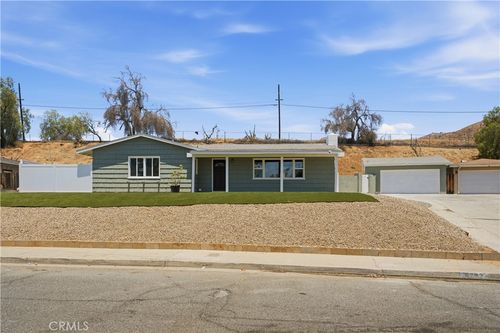 3682 Mt Vernon Ave, Riverside, CA, 92507-4620 | Card Image