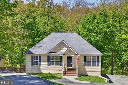 18 Chickasaw Pl, PALMYRA, VA, 22963-3162 | Card Image