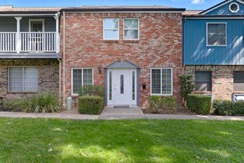 5233 Gibbons Dr, Carmichael, CA, 95608-2123 | Card Image