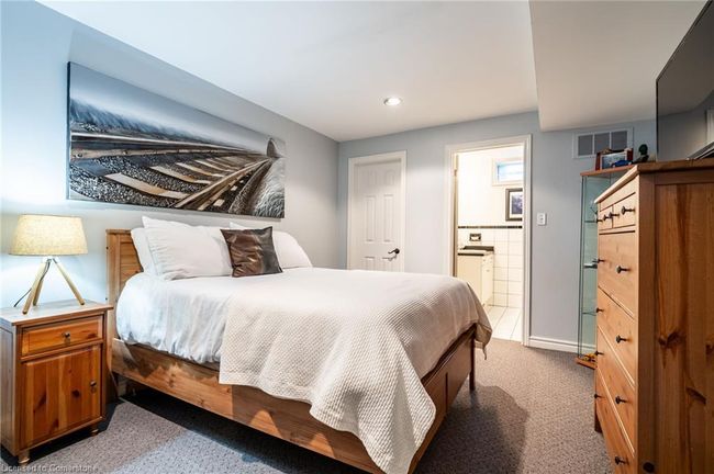 27 Gladiola Dr, House other with 5 bedrooms, 4 bathrooms and 14 parking in Carlisle ON | Image 31