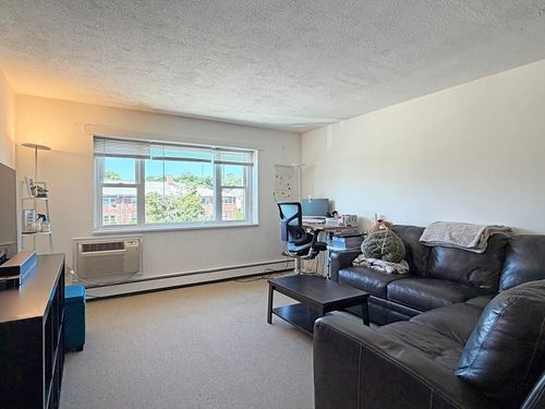 8-1077 Chestnut St, Newton, MA, 02464 | Card Image