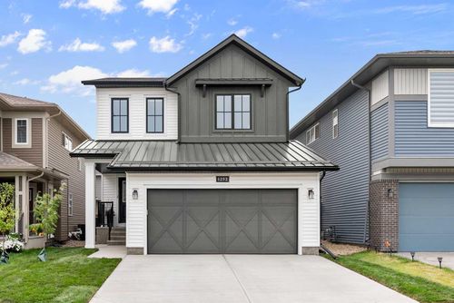 1252 Chinook Gate Bay Sw, Airdrie, AB, T4B5J2 | Card Image
