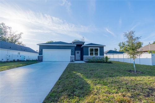 911 N New Hampshire Ave, TAVARES, FL, 32778-2429 | Card Image