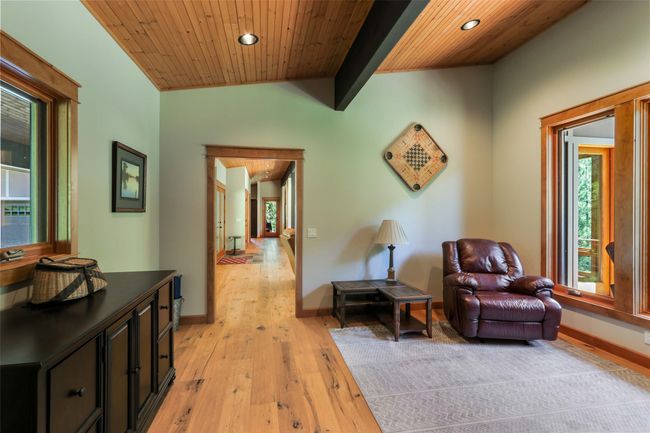 Family Room | Image 43